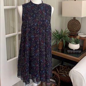 BCBGeneration Sleeveless Floral Swing Dress EUC Size Medium